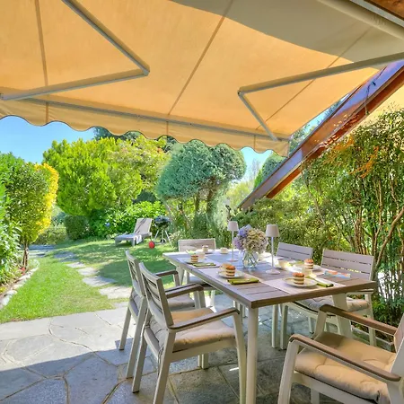 The Emerald Family Retreat With Private Garden - Happy