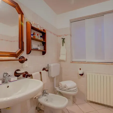 The Emerald Family Retreat With Private Garden - Happy Casa vacanze *