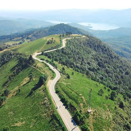 The Emerald Family Retreat - Happy * Gignese