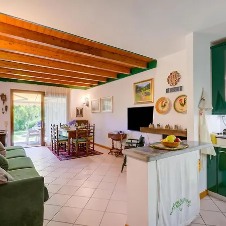 The Emerald Family Retreat With Private Garden - Happy Gignese